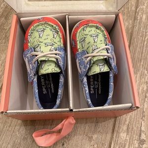 Vineyard Vine Sperry size 4 shoe